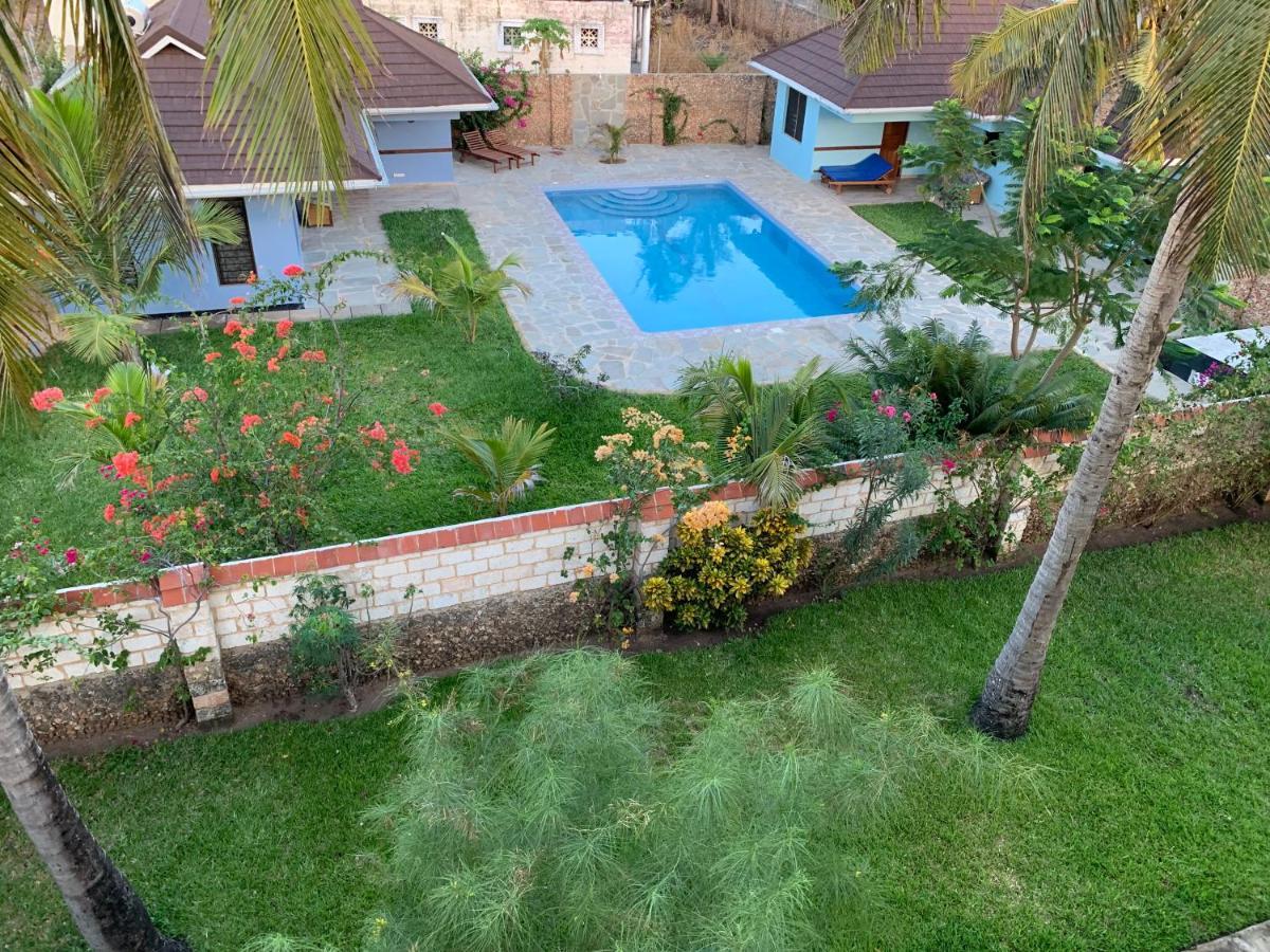 Lions Home Diani Beach Extérieur photo