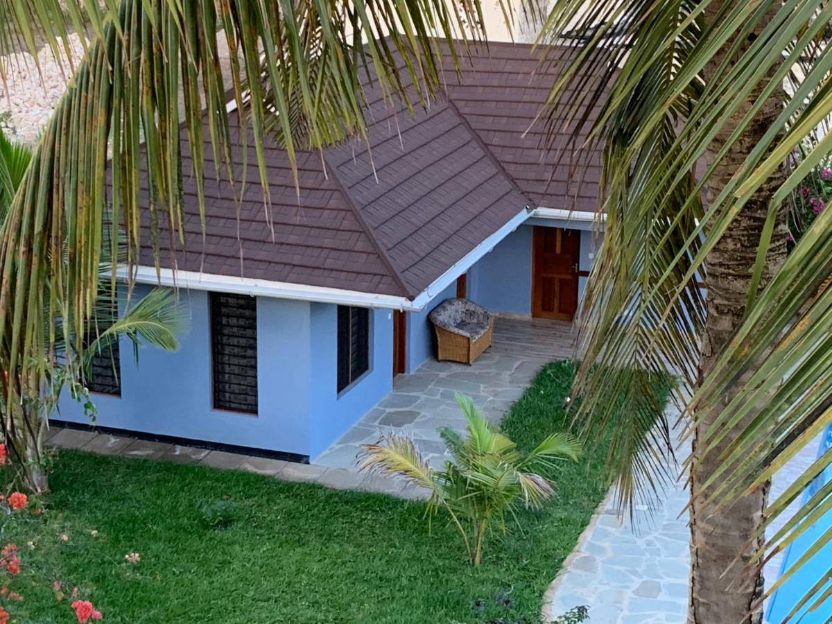 Lions Home Diani Beach Extérieur photo