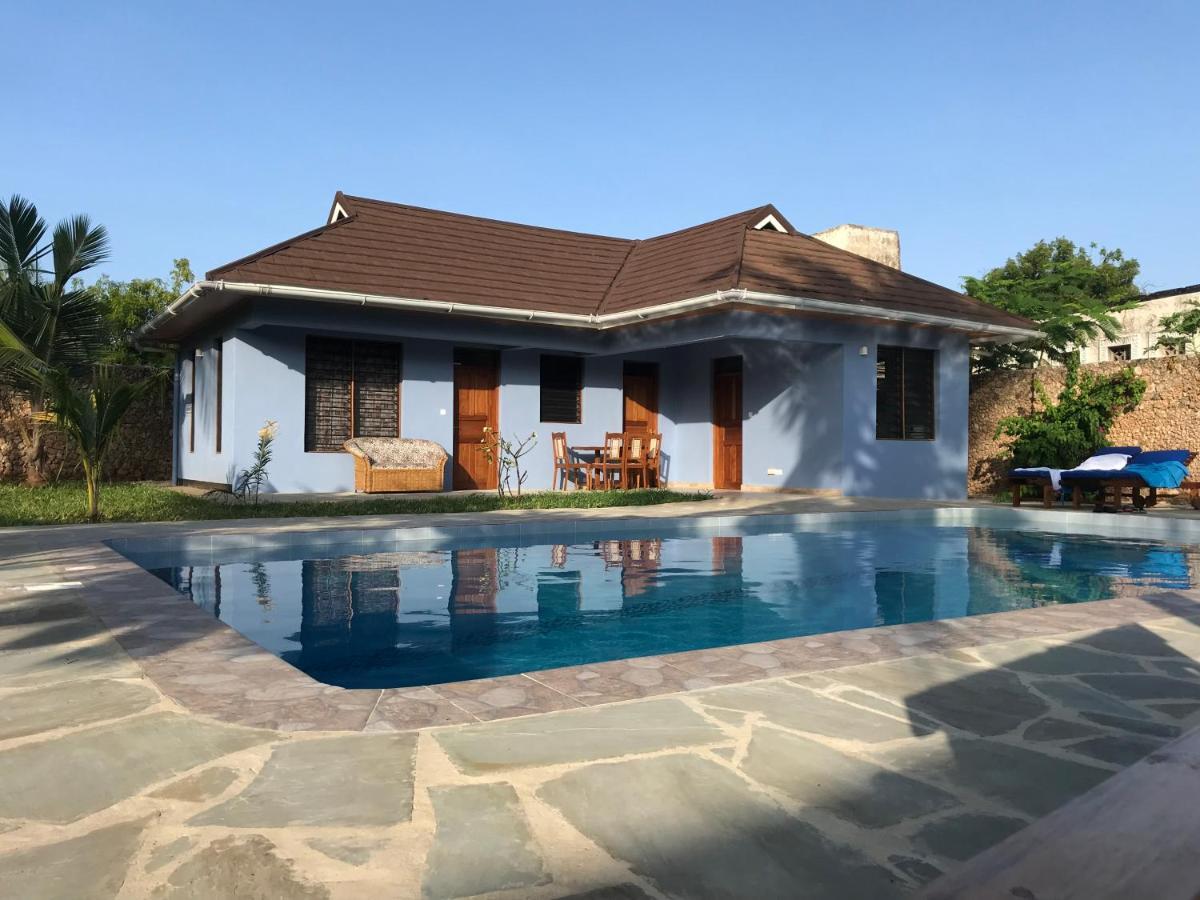 Lions Home Diani Beach Extérieur photo
