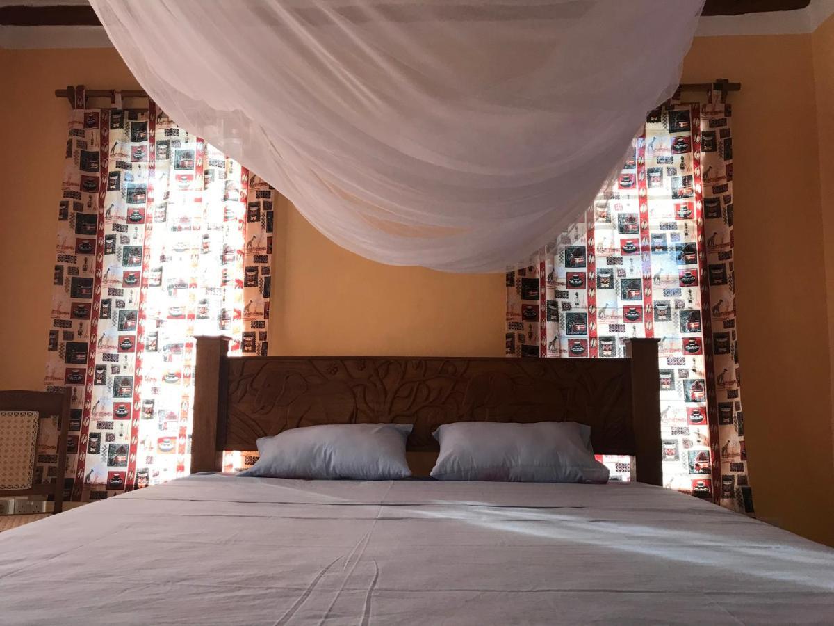 Lions Home Diani Beach Extérieur photo